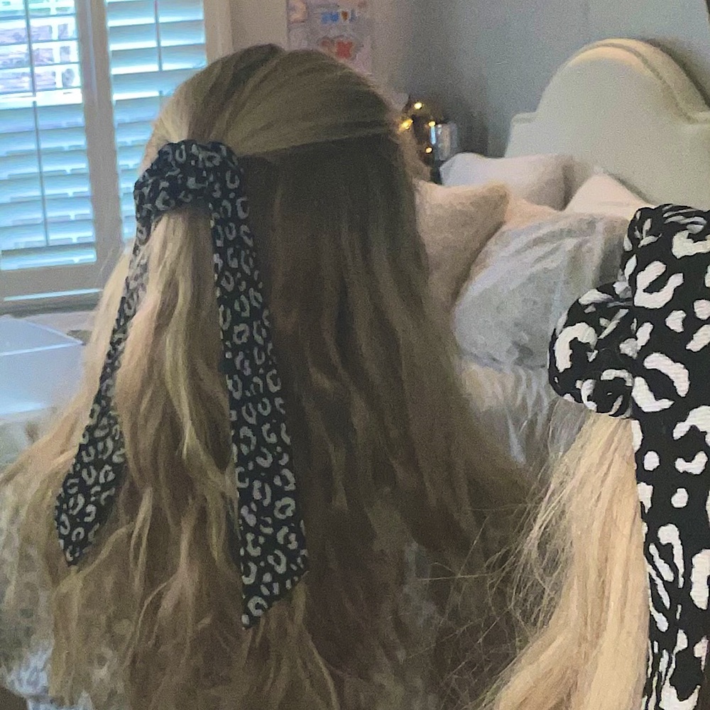 Leopard hair ribbon - Picture 3 of 4